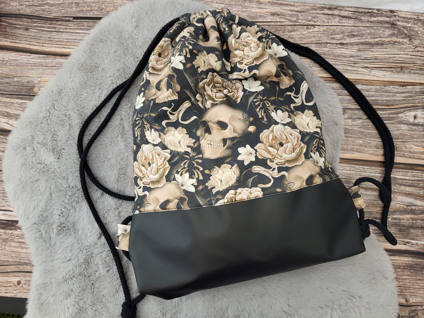 Rucksack Skulls/Schwarzes Leder