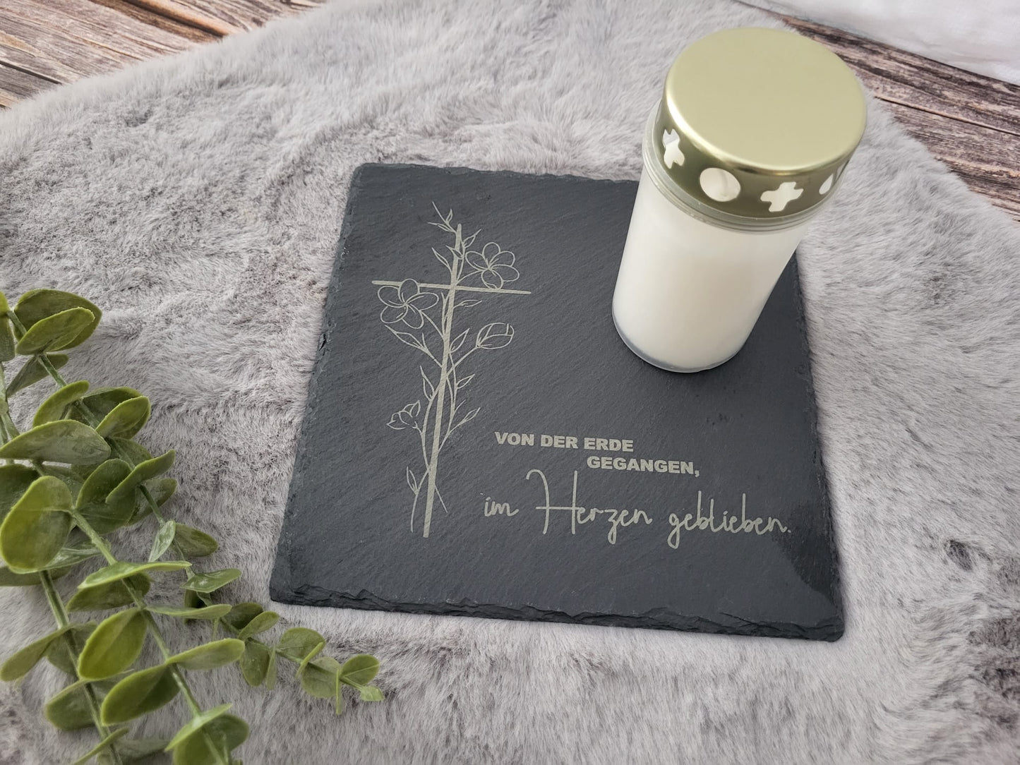 Schiefertafel Trauer Kreuz