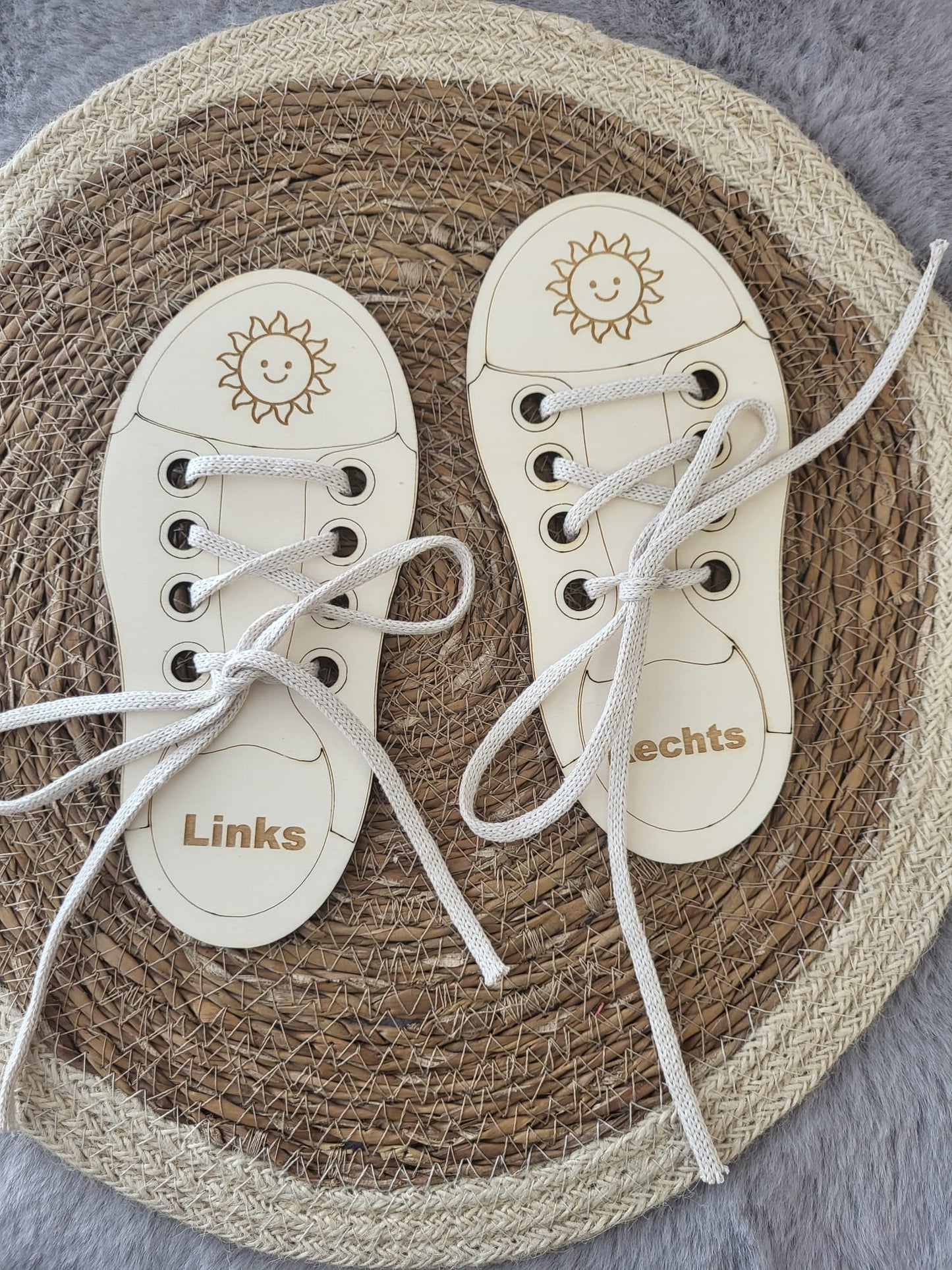 Montessori Schleifenlernbrett aus Holz – Links/Rechts Lernhilfe – Motorikmaterial zum Schuhe binden lernen