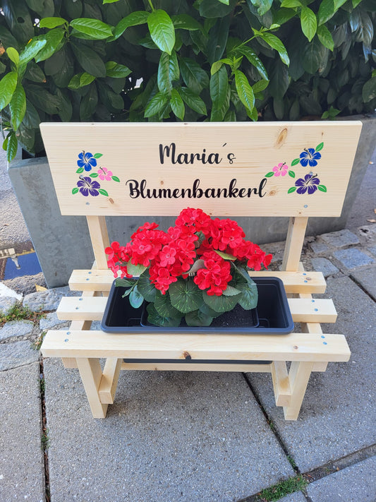 Individuelles Blumenbankerl mit Topf & Namen – Holz Deko für Garten & Zuhause